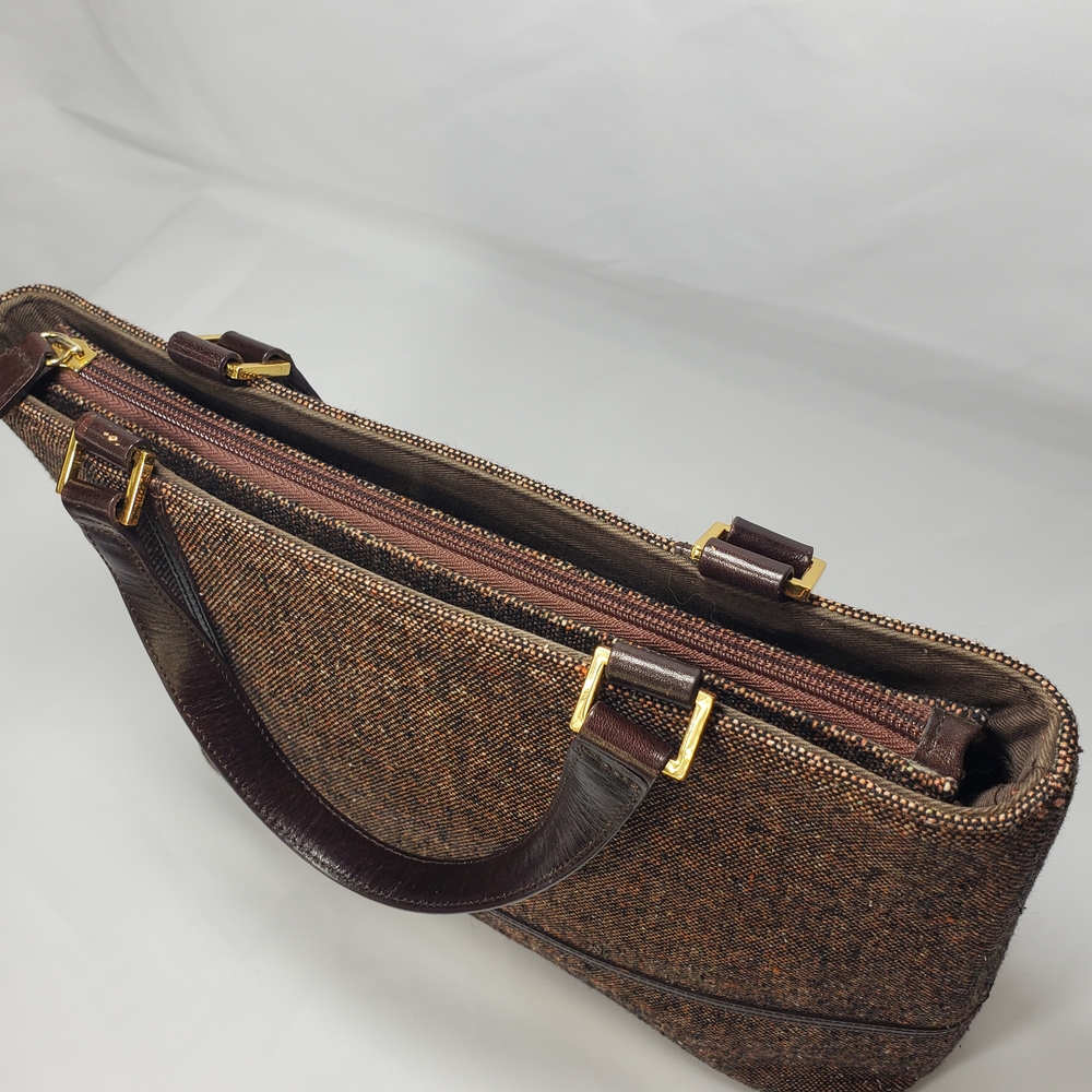 Pre Loved Etienne Aigner Brown Leather/Fabric Hand Held Purse - Picture 6 of 16